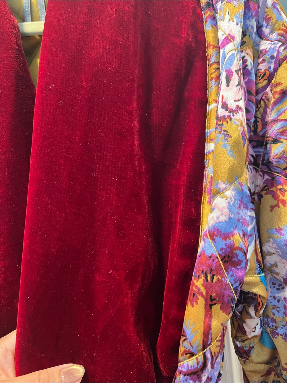Anthropologie Quilted Floral coat Robe with Rich Red Velvet Trim - Picture 11 of 13